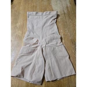 Spanx Power Series Nude Shaping Shorts Medium